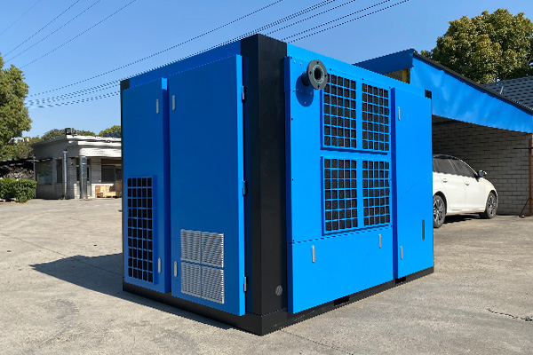 90kW 125HP Industrial Two Stage Screw Air Compressor for Sale 