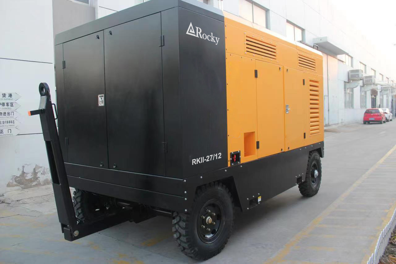 Rocky Portable Diesel Driven Engine Screw Air Compressor RKYII-27/12